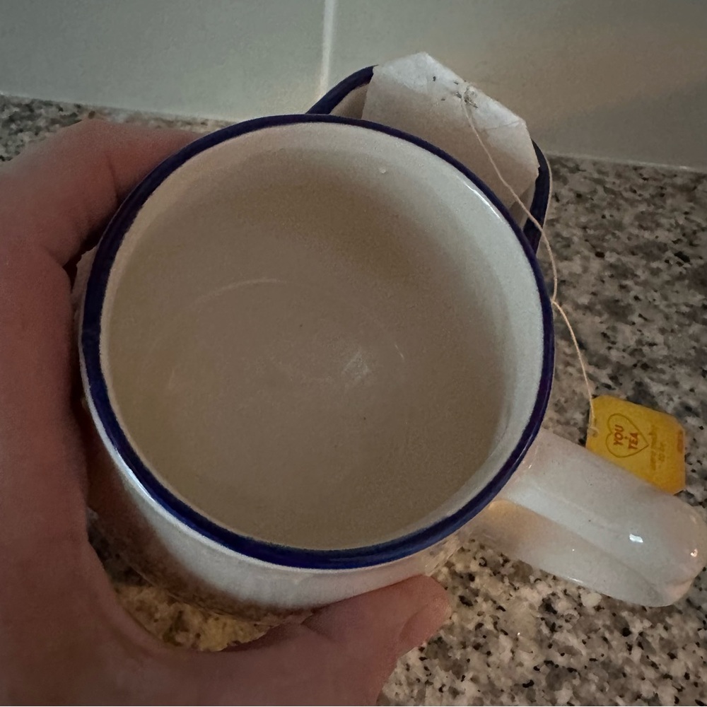 Tea Mug with Tea Bag Holder - Picture 5 of 6